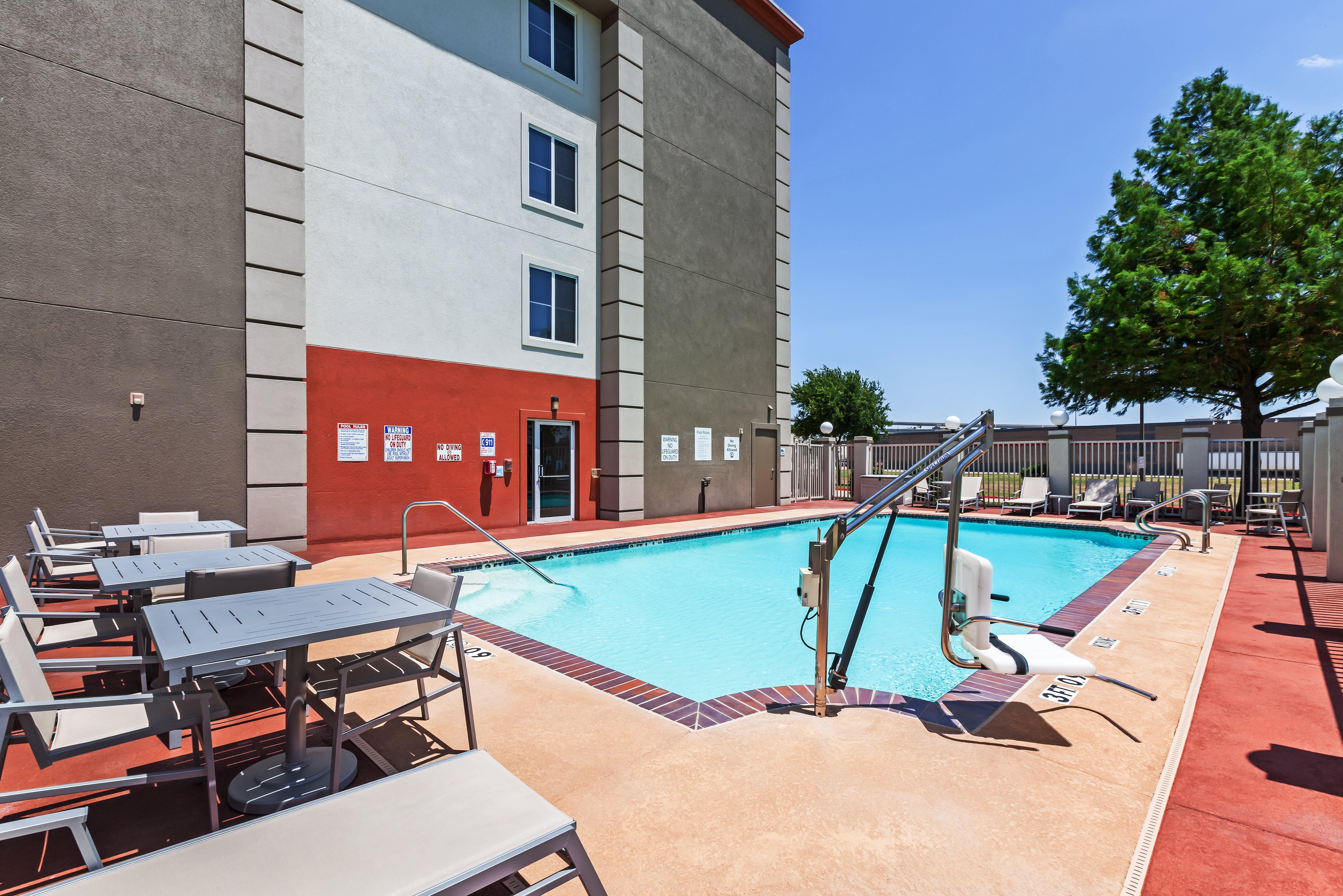 Holiday Inn Express Hotel & Suites Dallas Lewisville By Ihg Exteriér fotografie